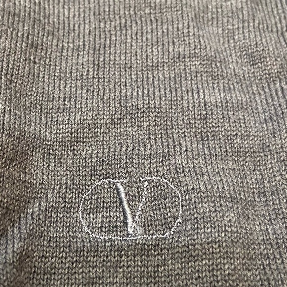 Valentino Maglia Gray Wool V-neck Sweater *flaw* Size Large 2983 - Picture 5 of 16